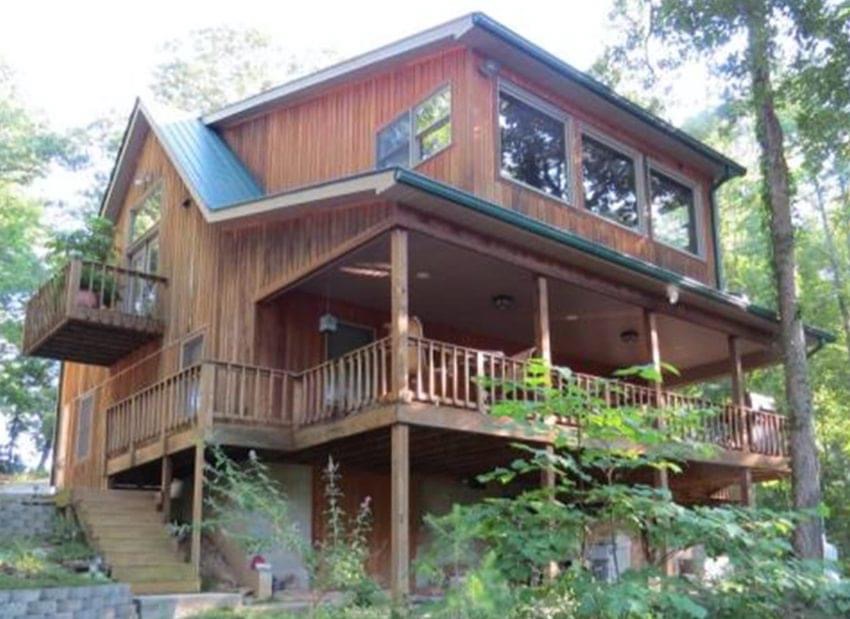 610 Hickory Point Drive